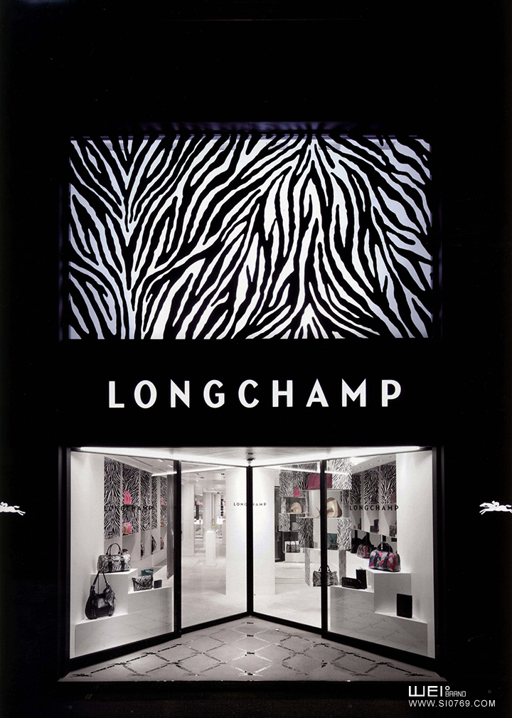 Longchamp闪店